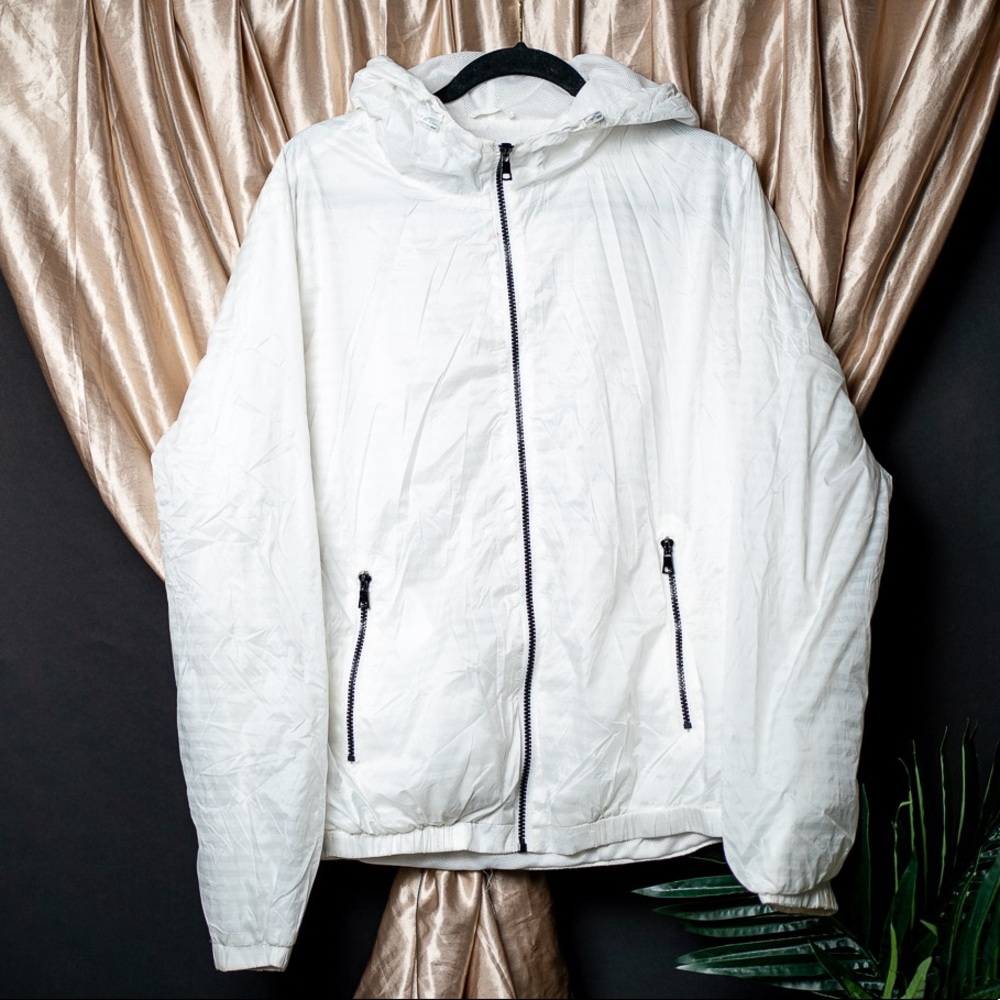 Men’s WINDBREAKER